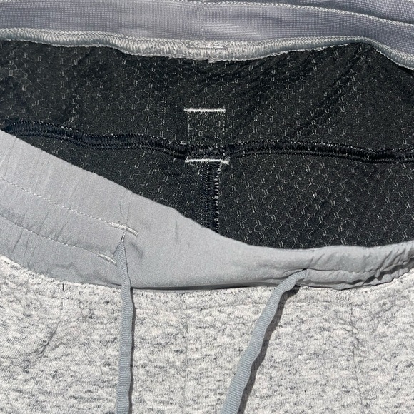 Lululemon “at ease” grey joggers - Picture 8 of 9